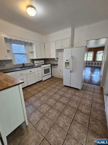 482 Sterling Place 1st Floor, Ridgewood, NJ 07450
