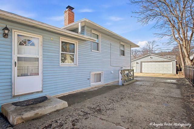 2304 Dickey Avenue, North Chicago, IL 60064