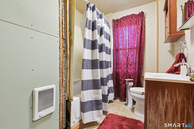 124 Orchard Street, Norwich, CT 06360