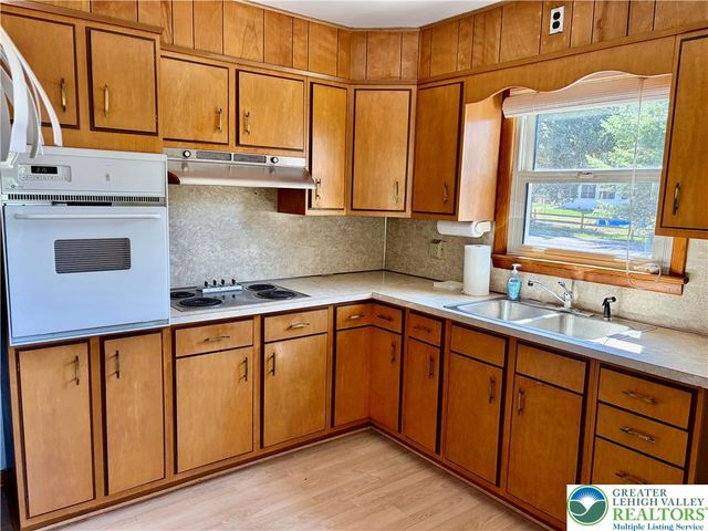 979 Dogwood Lane, Coopersburg Boro, PA 18036