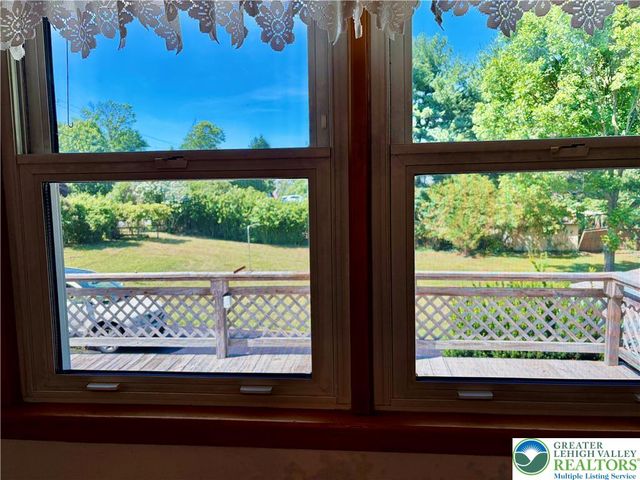 979 Dogwood Lane, Coopersburg Boro, PA 18036
