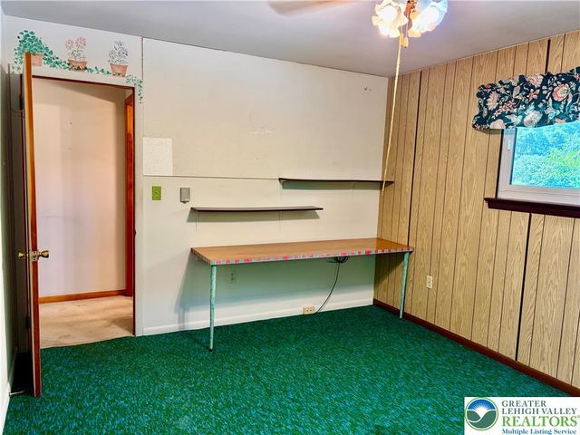 979 Dogwood Lane, Coopersburg Boro, PA 18036