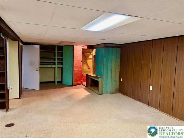 979 Dogwood Lane, Coopersburg Boro, PA 18036