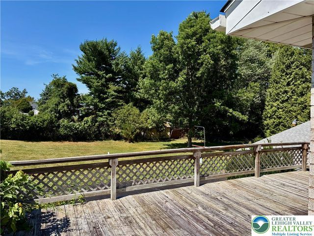 979 Dogwood Lane, Coopersburg Boro, PA 18036
