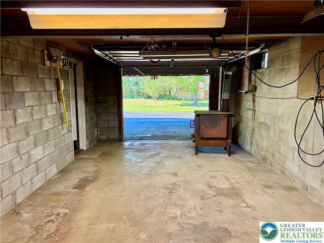 979 Dogwood Lane, Coopersburg Boro, PA 18036