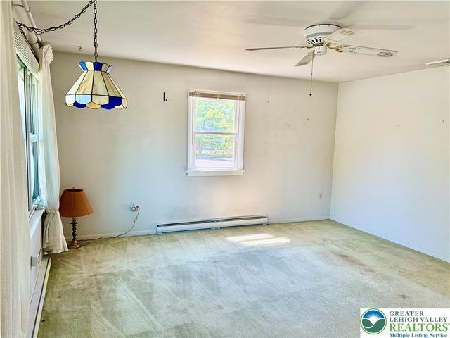 979 Dogwood Lane, Coopersburg Boro, PA 18036