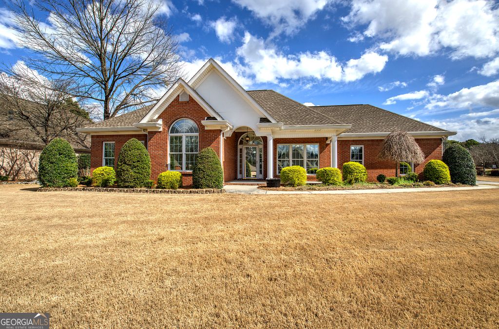 120 Vinings Way SE, Calhoun, GA 30701