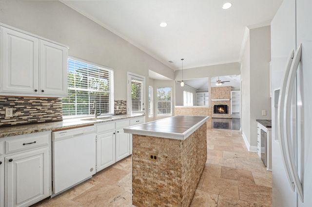 3711 Penny Lane, Carrollton, TX 75007