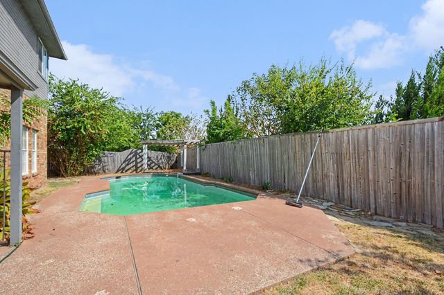 3711 Penny Lane, Carrollton, TX 75007