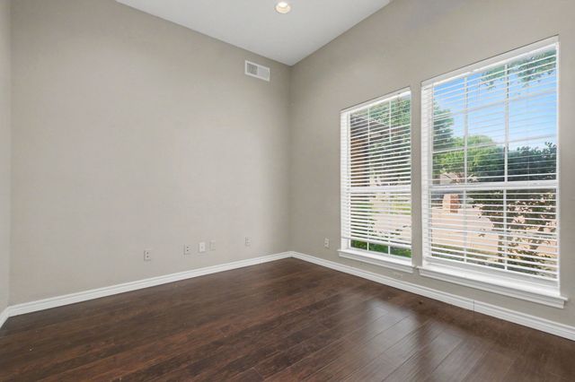 3711 Penny Lane, Carrollton, TX 75007