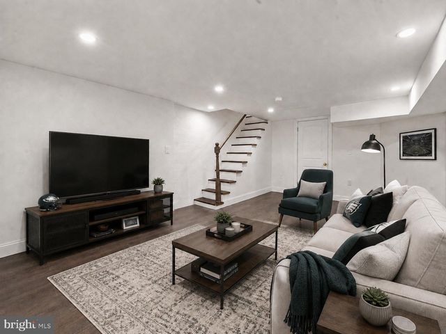 2133 MORRIS ST, Philadelphia, PA 19145