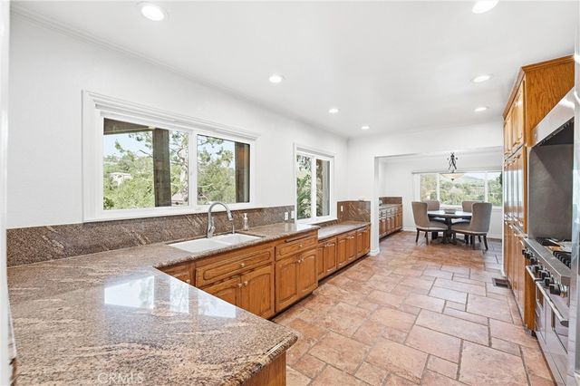 1847 N Descanso, La Habra Heights, CA 90631