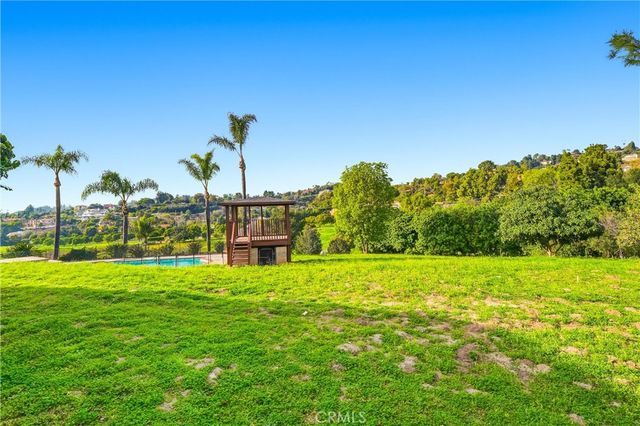 1847 N Descanso, La Habra Heights, CA 90631