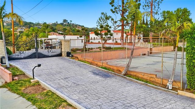 1847 N Descanso, La Habra Heights, CA 90631
