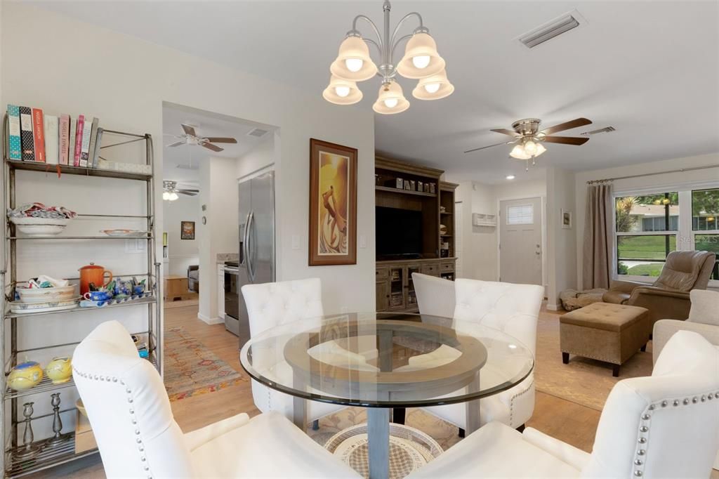 Image 15 of property listing at 1211 TIMBERBROOKE DRIVE, Palm Harbor, FL 34684