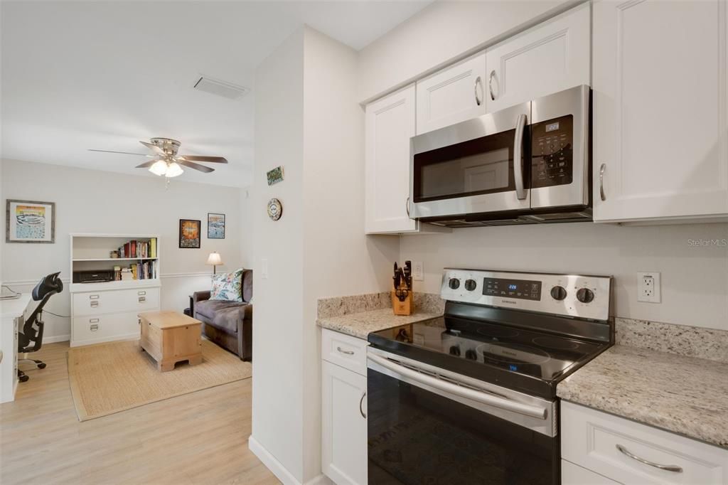 Image 18 of property listing at 1211 TIMBERBROOKE DRIVE, Palm Harbor, FL 34684