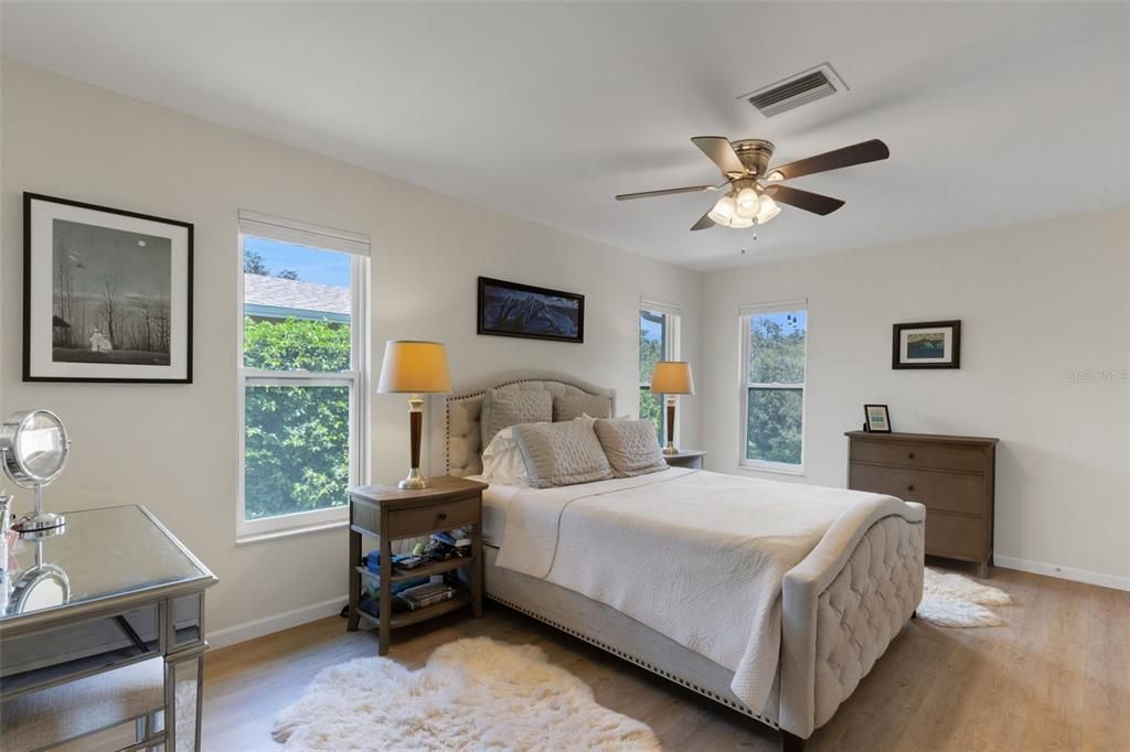 Image 28 of property listing at 1211 TIMBERBROOKE DRIVE, Palm Harbor, FL 34684