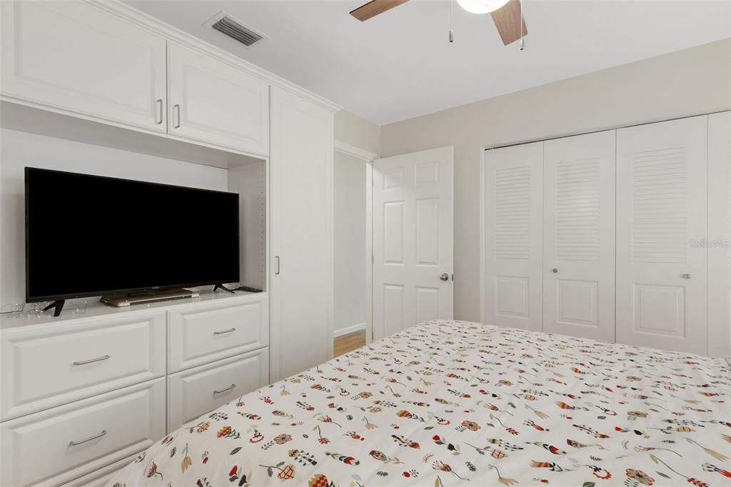 Image 35 of property listing at 1211 TIMBERBROOKE DRIVE, Palm Harbor, FL 34684
