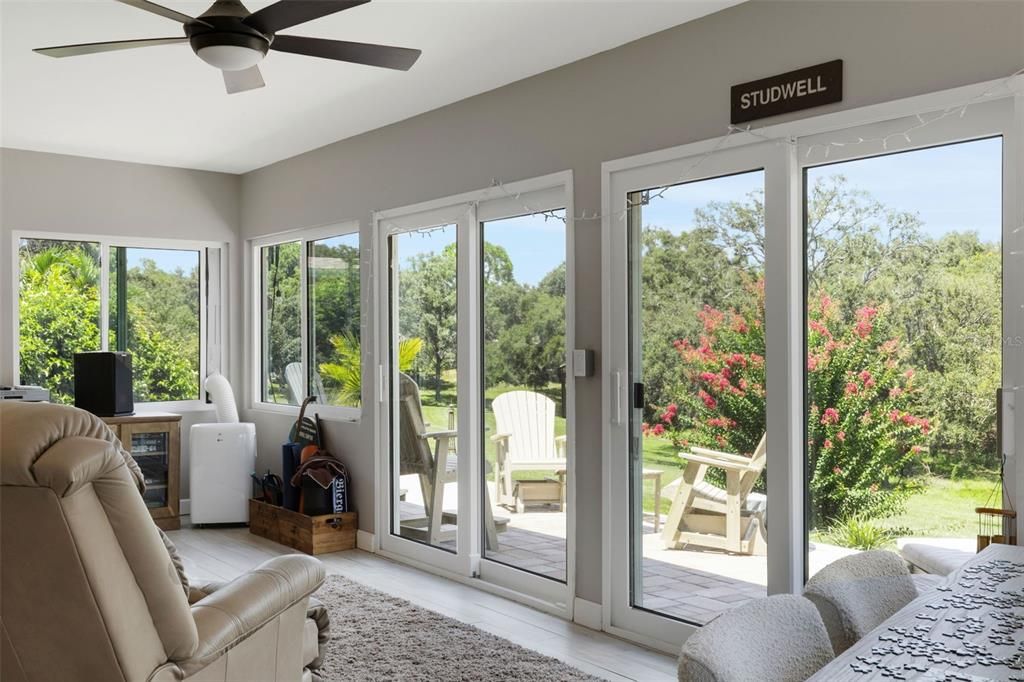Image 37 of property listing at 1211 TIMBERBROOKE DRIVE, Palm Harbor, FL 34684