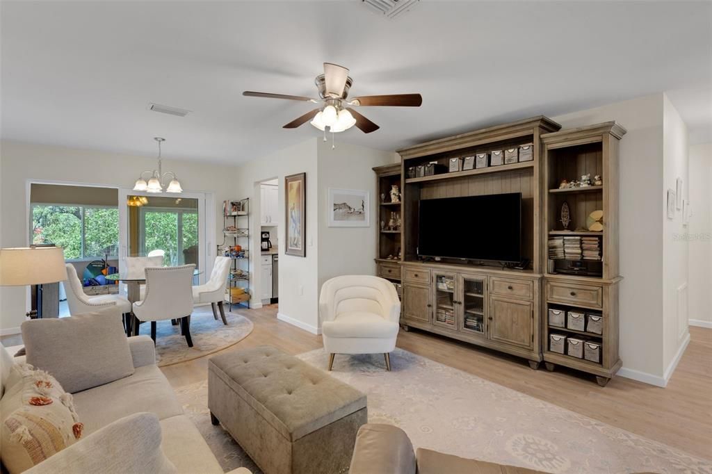 Image 9 of property listing at 1211 TIMBERBROOKE DRIVE, Palm Harbor, FL 34684