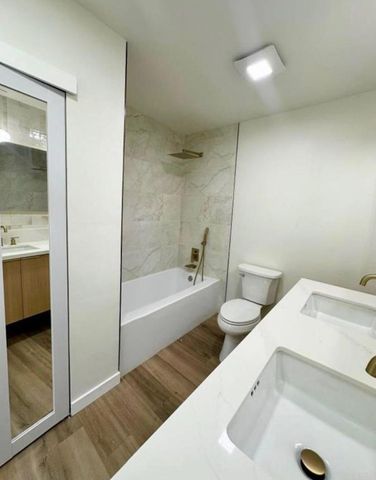 5725 Linda Vista Road 8, San Diego, CA 92110