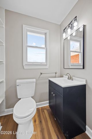 8905 Mapleview Dr, Louisville, KY 40258