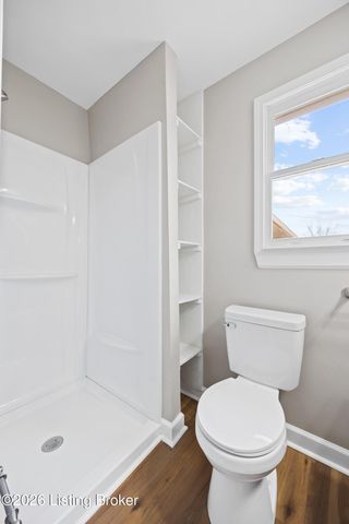 8905 Mapleview Dr, Louisville, KY 40258