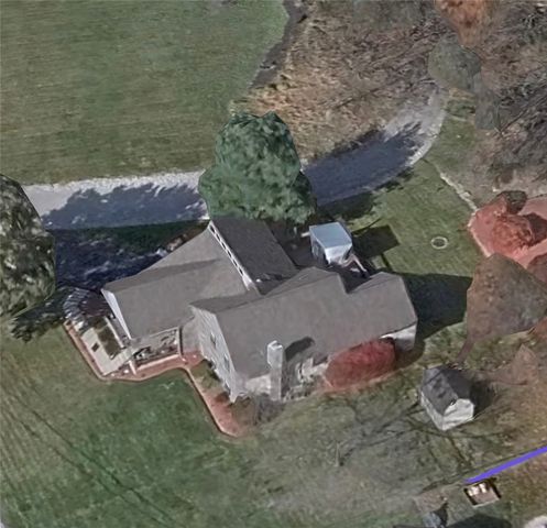 21 Ross Hollow Rd, Plum Boro, PA 15239