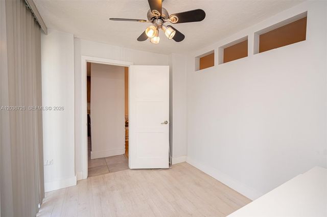 3578 Magellan Circle 2323, Aventura, FL 33180