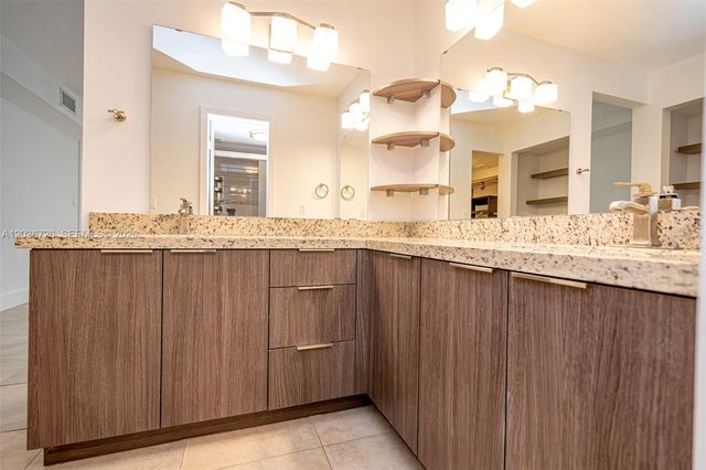 3578 Magellan Circle 2323, Aventura, FL 33180