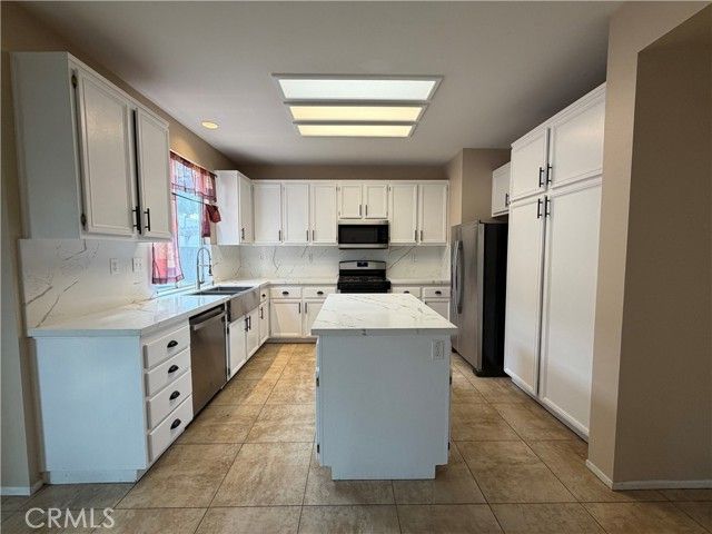 42116 Orange Blossom Drive, Temecula, CA 92591