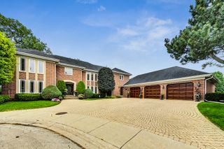 6425 N Tower Court, Lincolnwood, IL 60712