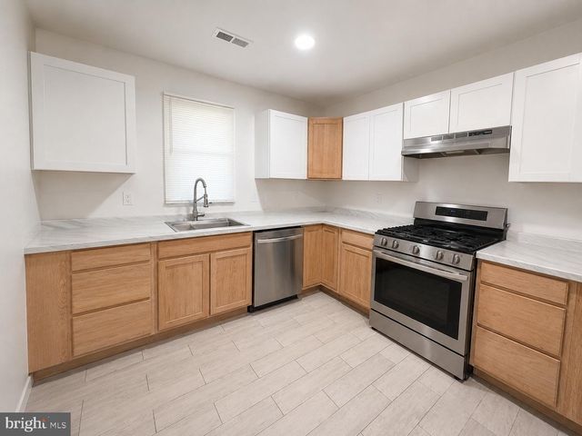 415 N 3RD ST, Millville, NJ 08332