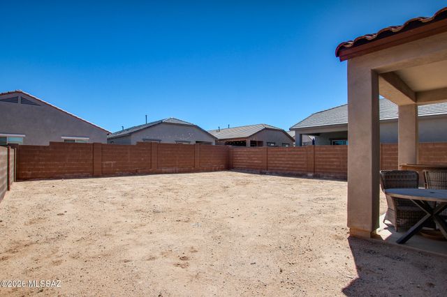 897 W Calle El Acuario, Sahuarita, AZ 85629