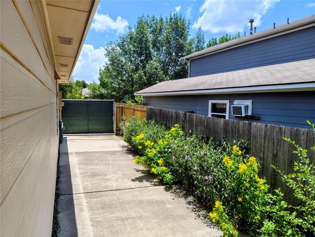 18208 Flathead DR, Manor, TX 78653