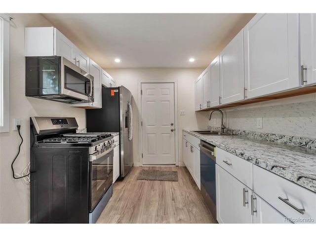 7761 Kearney Dr, Commerce City, CO 80022