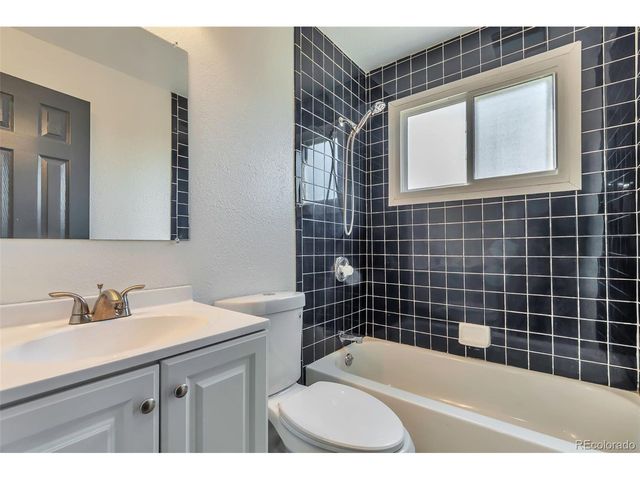 7761 Kearney Dr, Commerce City, CO 80022