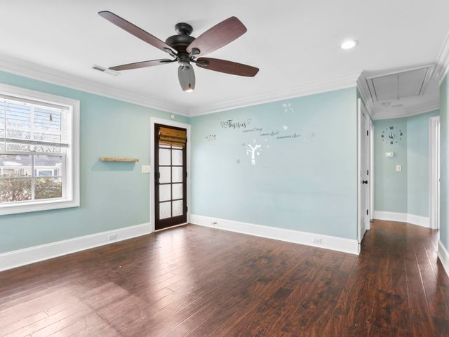 215 California Avenue, Spartanburg, SC 29303