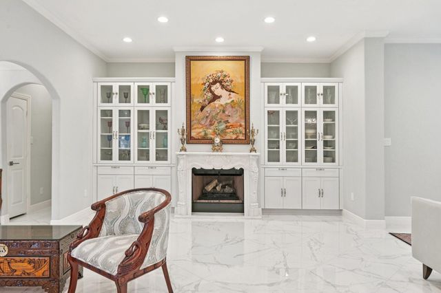 106 Mignon Lane, Houston, TX 77024