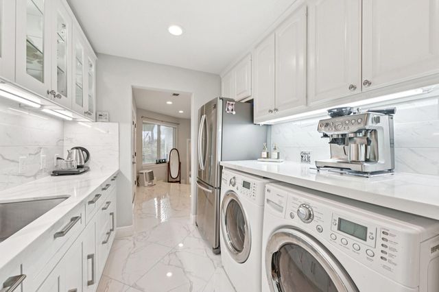 106 Mignon Lane, Houston, TX 77024