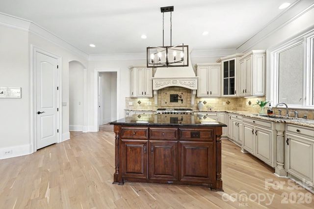 8041 Water View Drive, Belmont, NC 28012