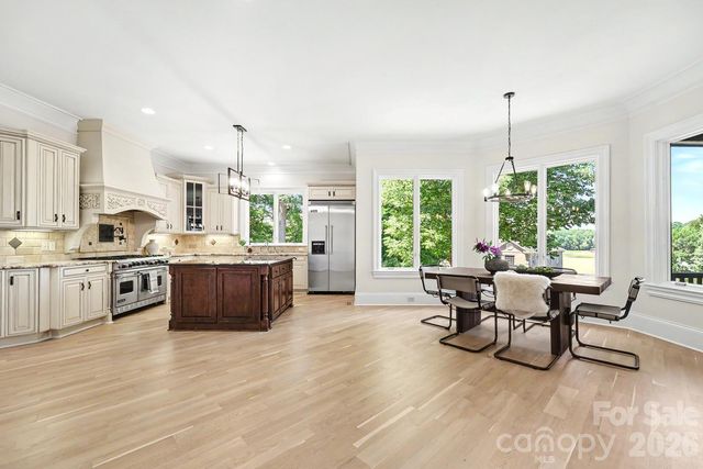 8041 Water View Drive, Belmont, NC 28012