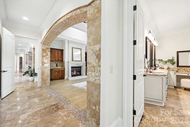 8041 Water View Drive, Belmont, NC 28012