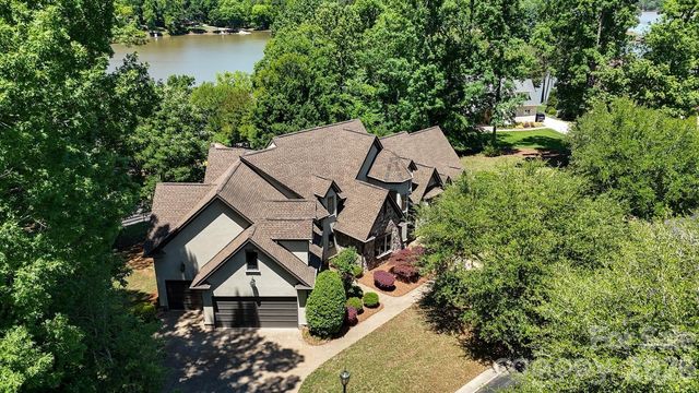 8041 Water View Drive, Belmont, NC 28012