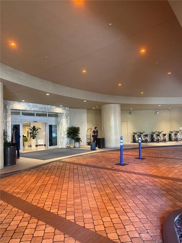 551 N Fort Lauderdale Beach Boulevard R1810, Fort Lauderdale, FL 33304