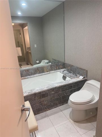 551 N Fort Lauderdale Beach Boulevard R1810, Fort Lauderdale, FL 33304
