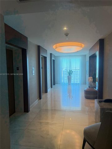 551 N Fort Lauderdale Beach Boulevard R1810, Fort Lauderdale, FL 33304