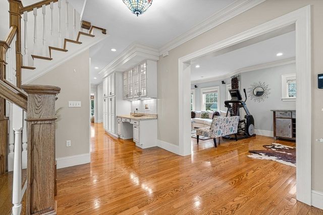 34 Glen Road, Winchester, MA 01890