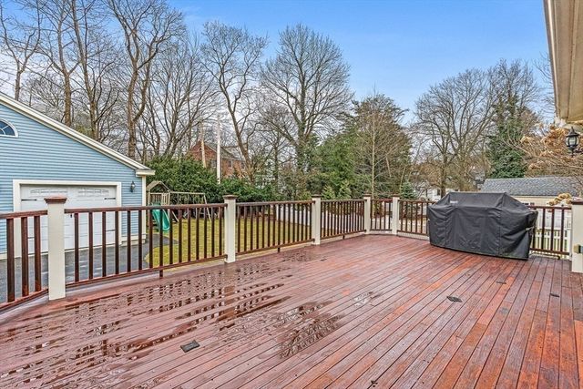 34 Glen Road, Winchester, MA 01890