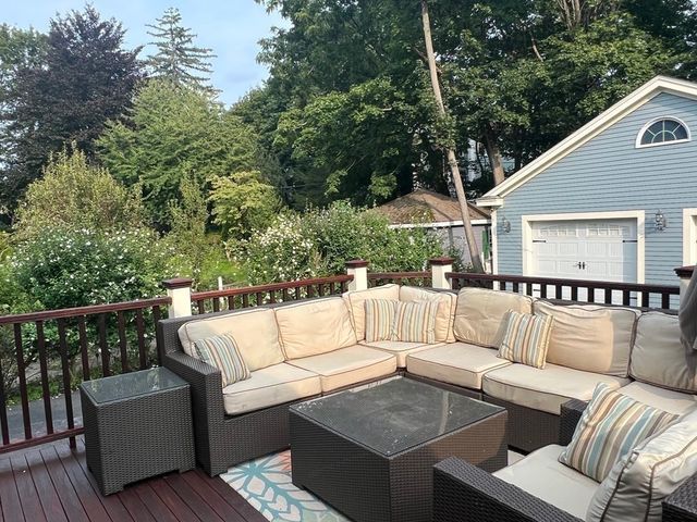 34 Glen Road, Winchester, MA 01890